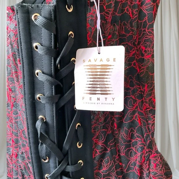 Limited Edition Savage X Fenty Black and Red Lace Shapewear - Picture 7 of 10